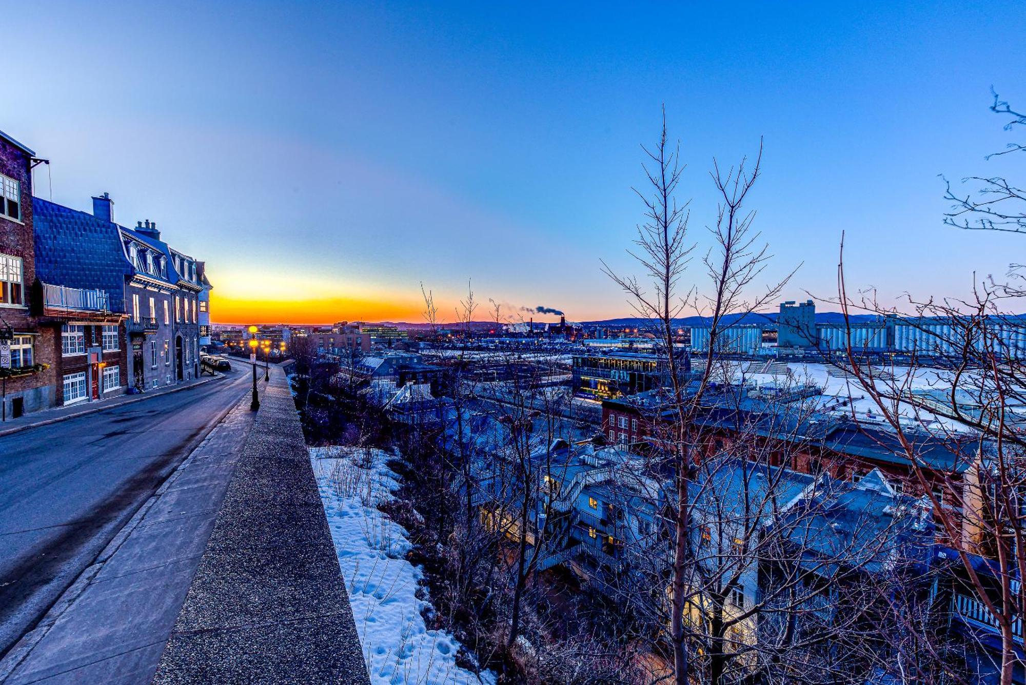 Hotel North House - Hotel Automatise Manoir Des Remparts Quebec City