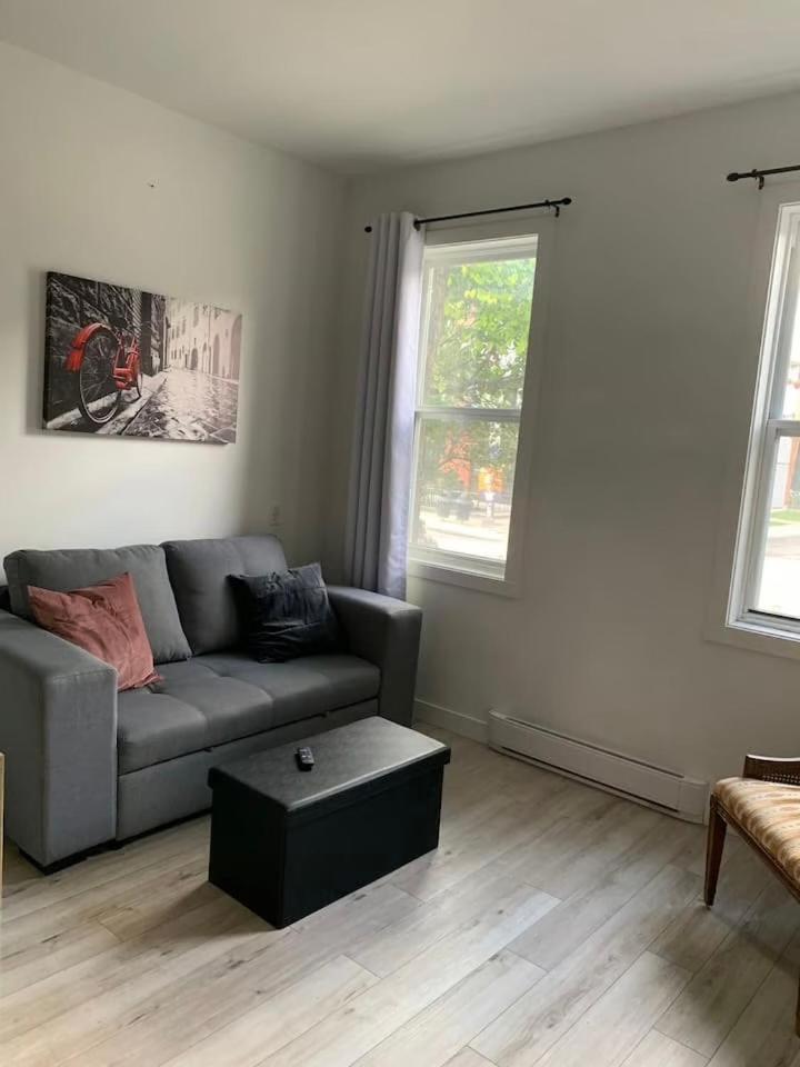 Le Charme De Limoilou Apartment *