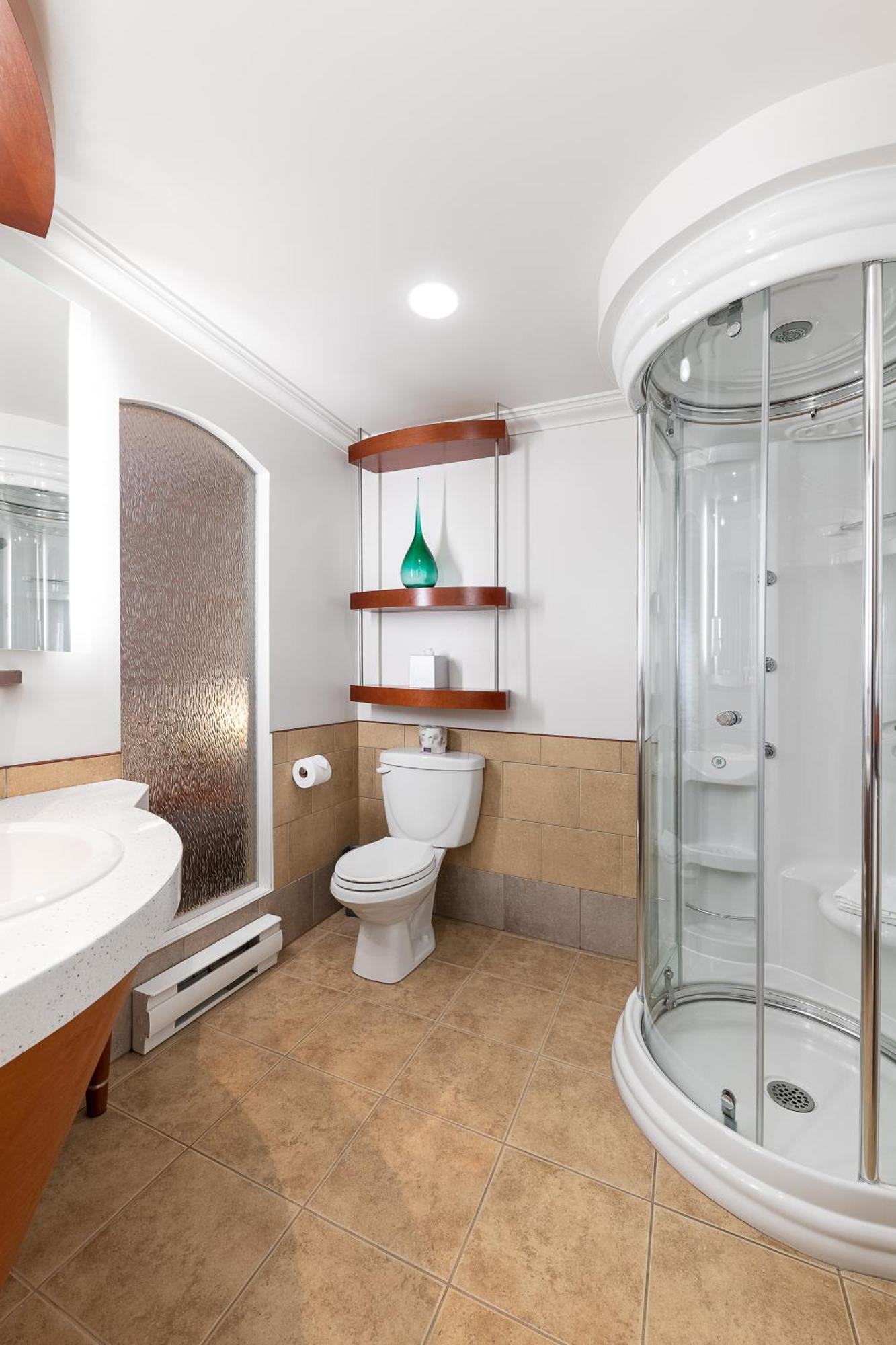 Le Bonne Entente Hotel Quebec City
