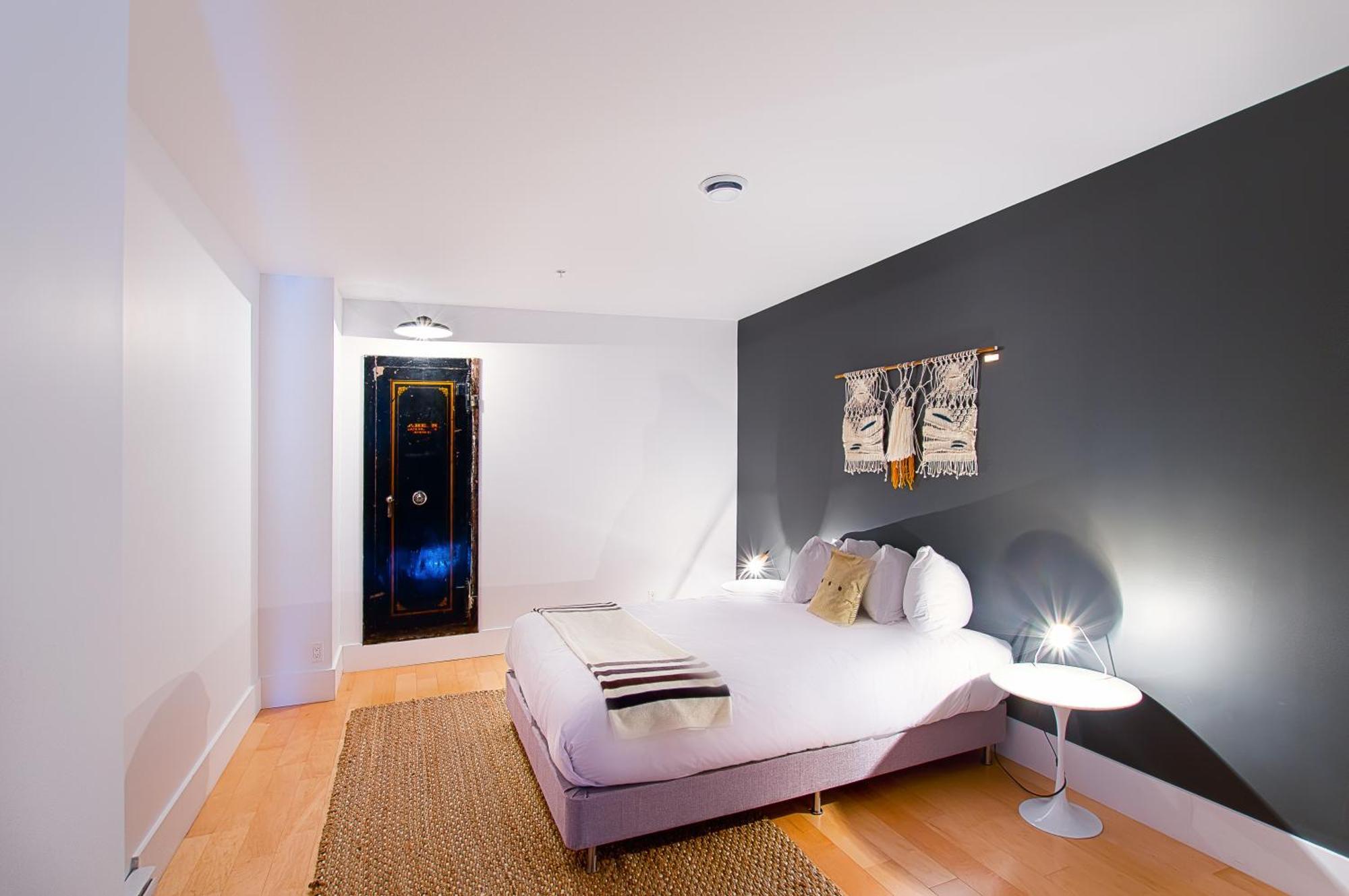 Les Lofts St-joseph Apartment