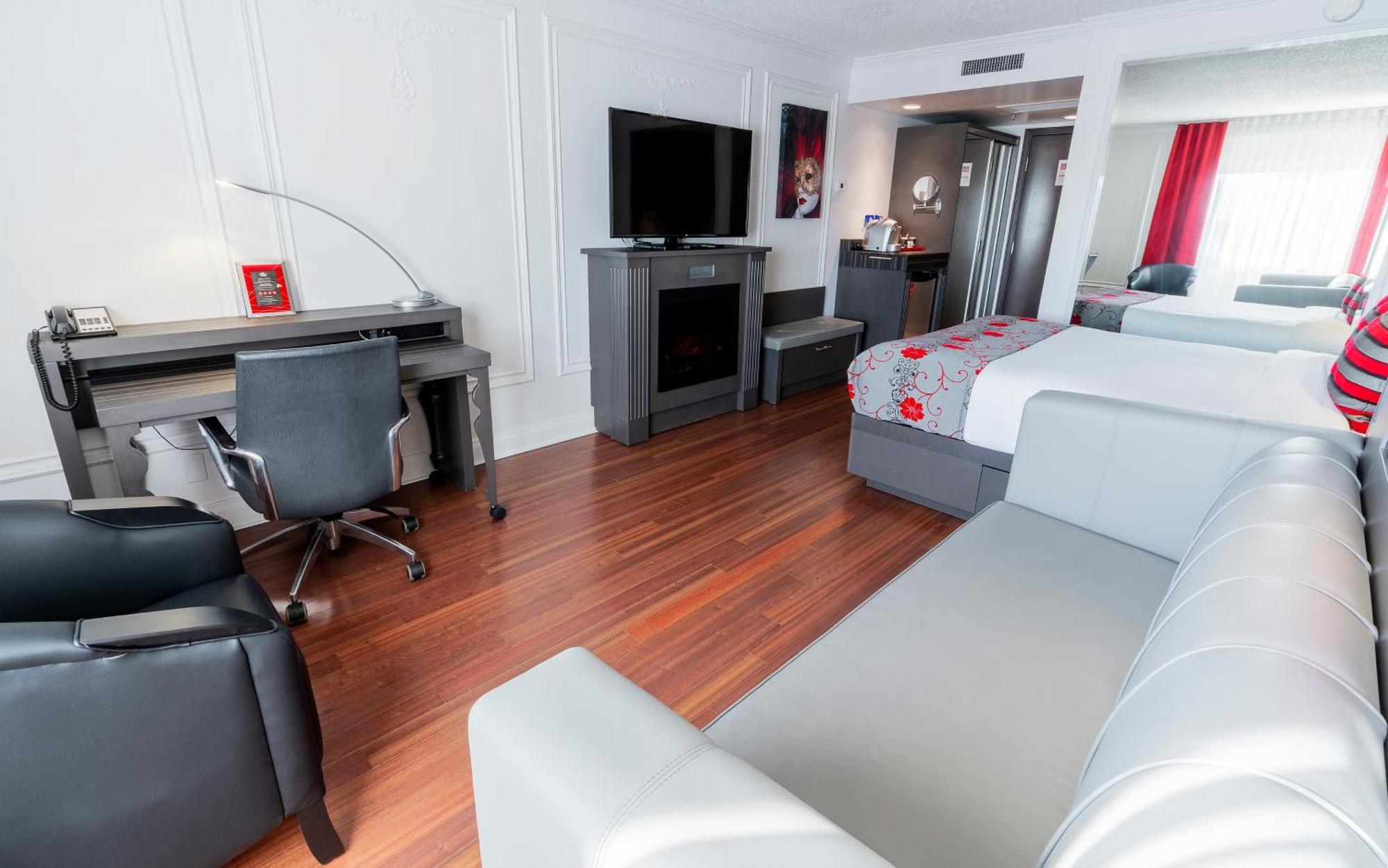 Hotel Plaza 4*