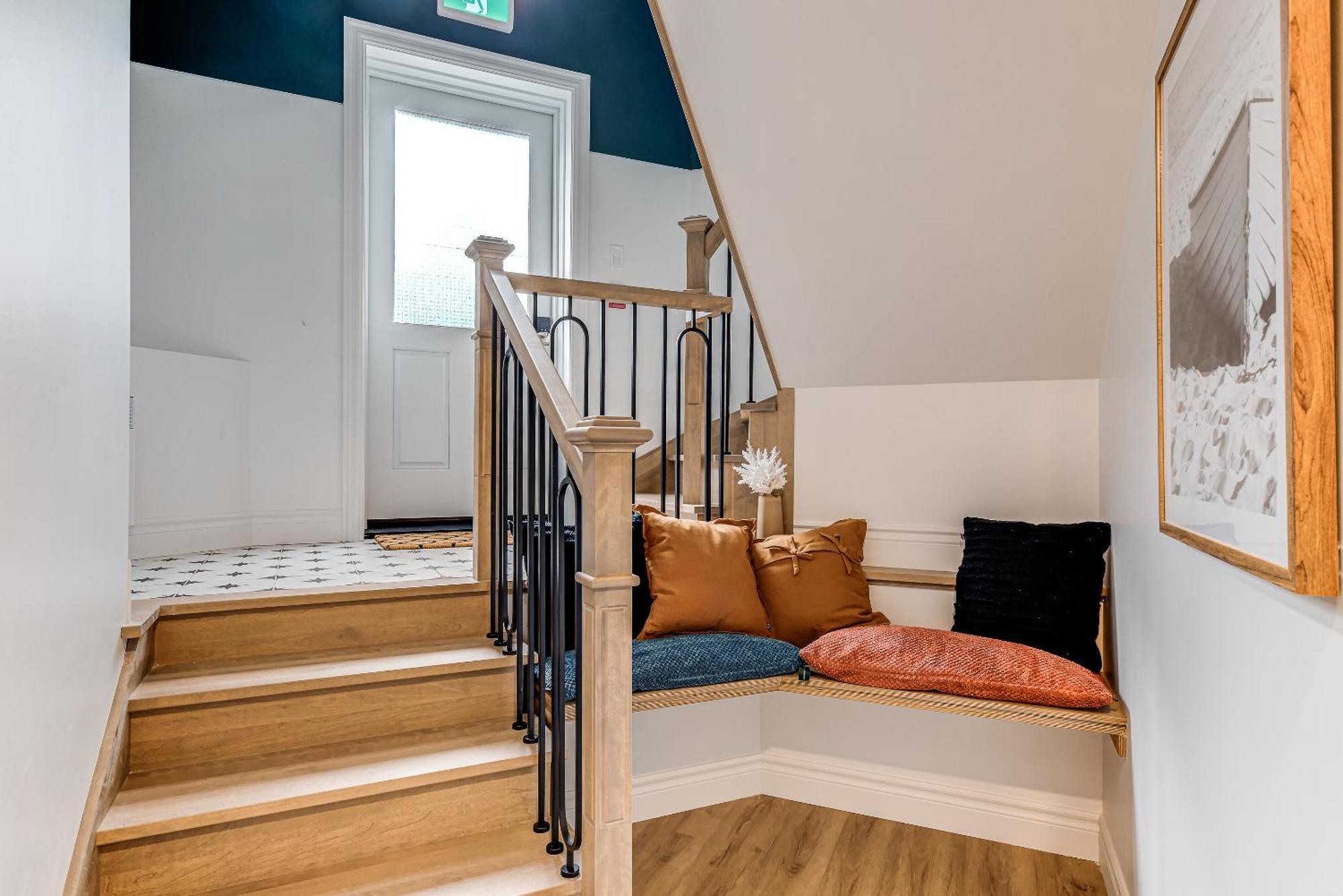 North House - Majestic 3-bedroom Designer
