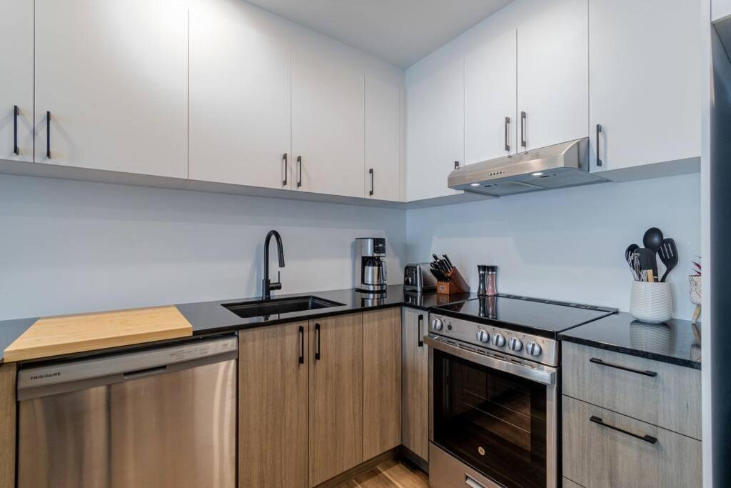 Apartment 1ch - Rooftop Pool - Kitchen - Smart Tv - Gym - 750m Qc