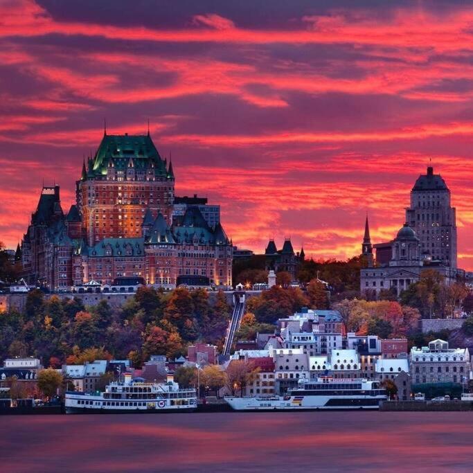 1ch - Rooftop Pool - Kitchen - Smart Tv - Gym - 750m Qc Apartment Quebec City