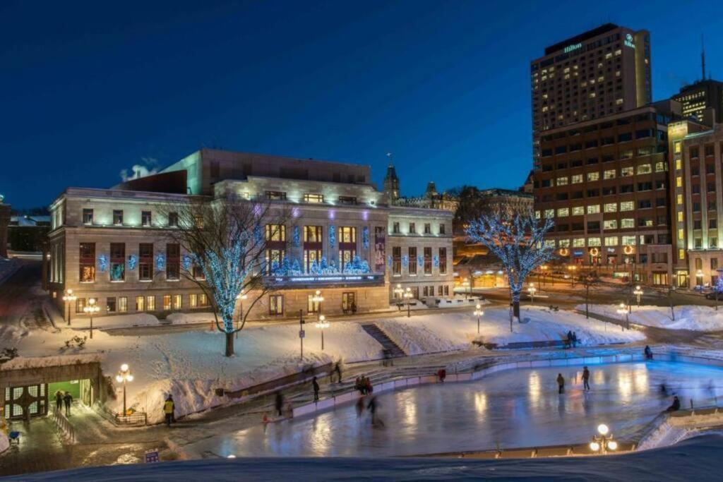 Center, 2 Bathroom, Ac, Parking, Pool * Quebec City
