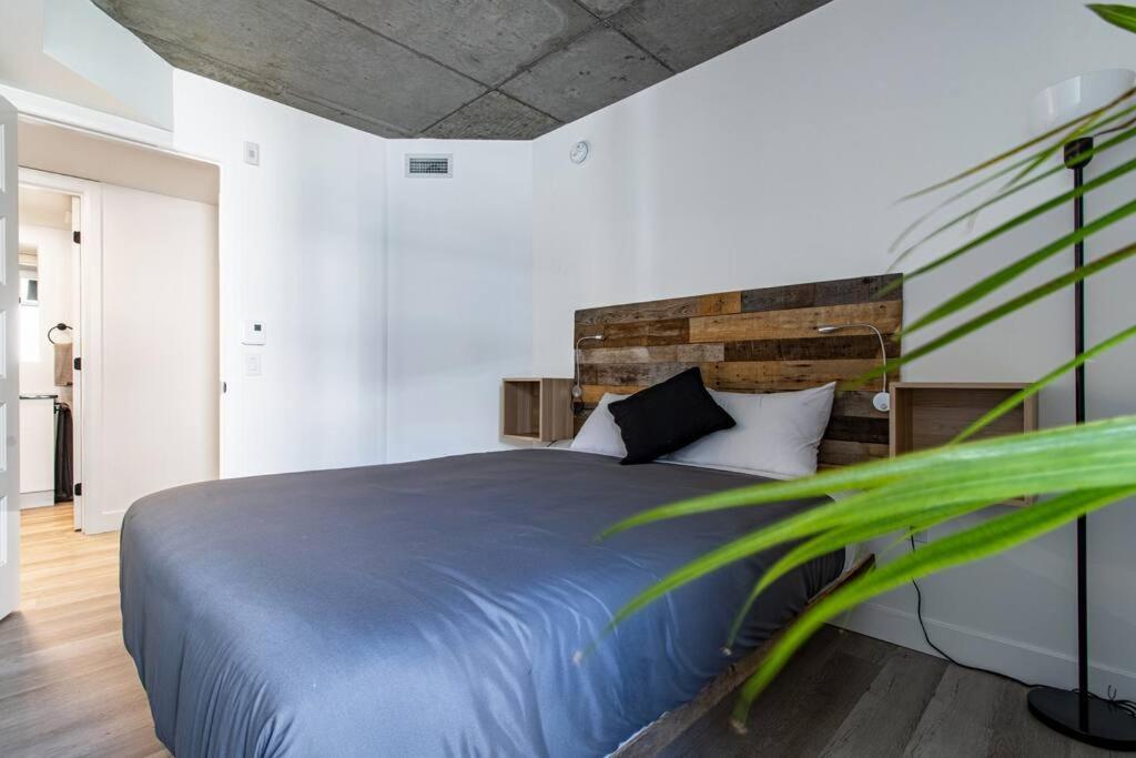 Center, 2 Bathroom, Ac, Parking, Pool Quebec City