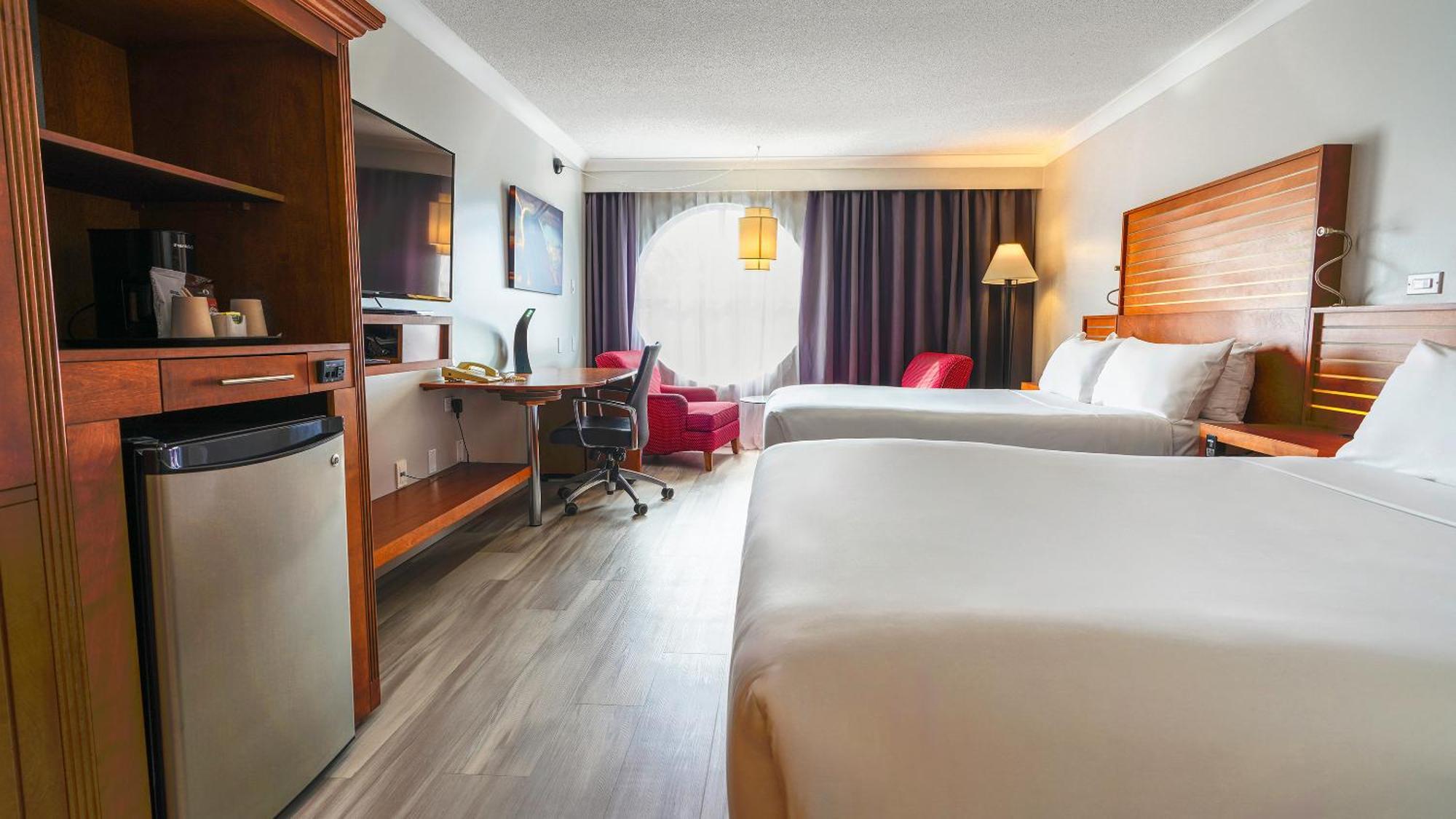 Lindbergh Hotel 3*