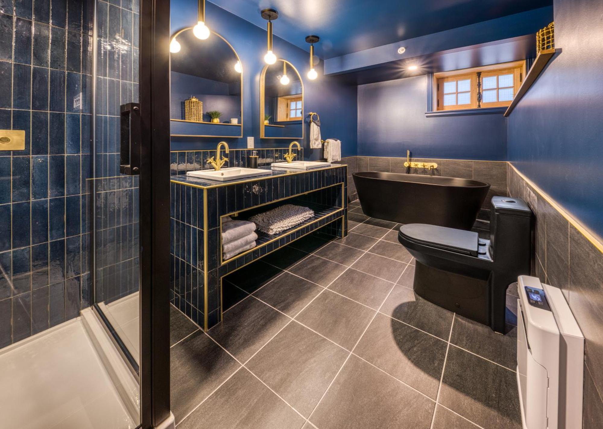 Apartment North House - Majestic 3-bedroom Designer *
