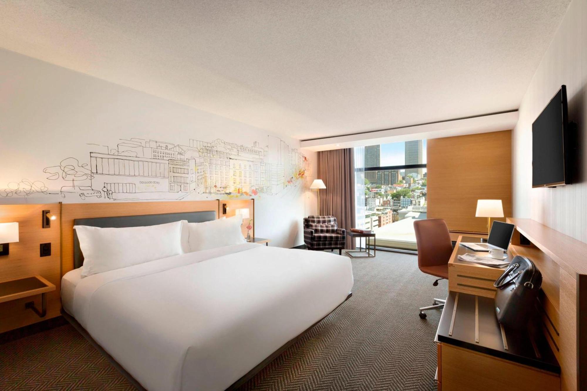 Pur, Quebec, A Tribute Portfolio 4* Quebec City