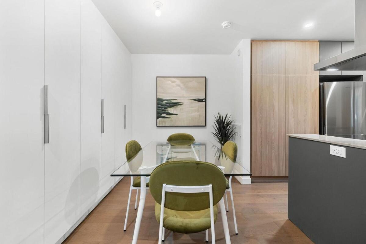 Modern High-end Inside Old Apartment *