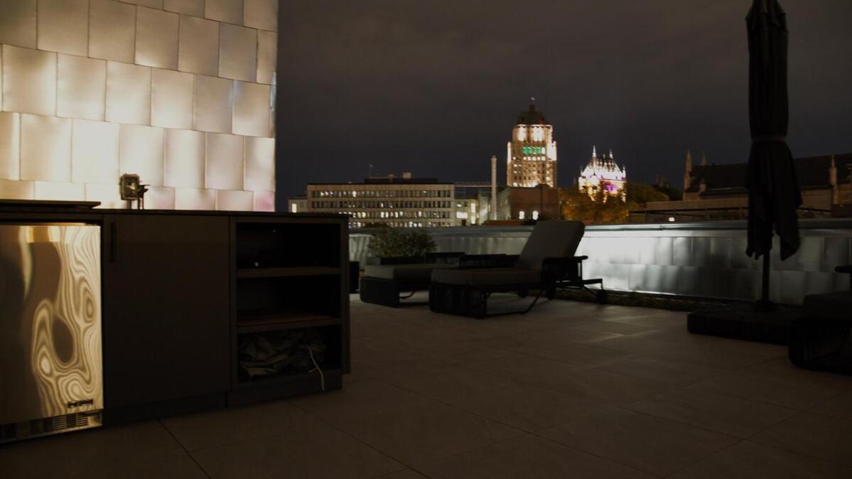 Modern High-end Inside Old Quebec City
