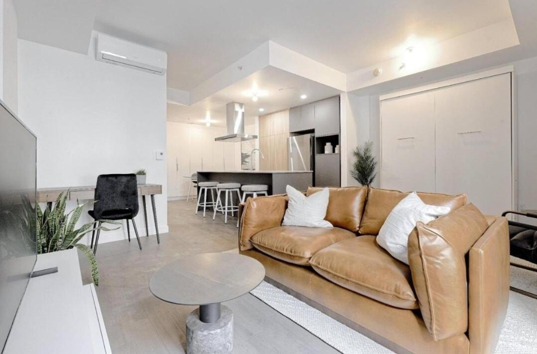 Modern High-end Inside Old Quebec City