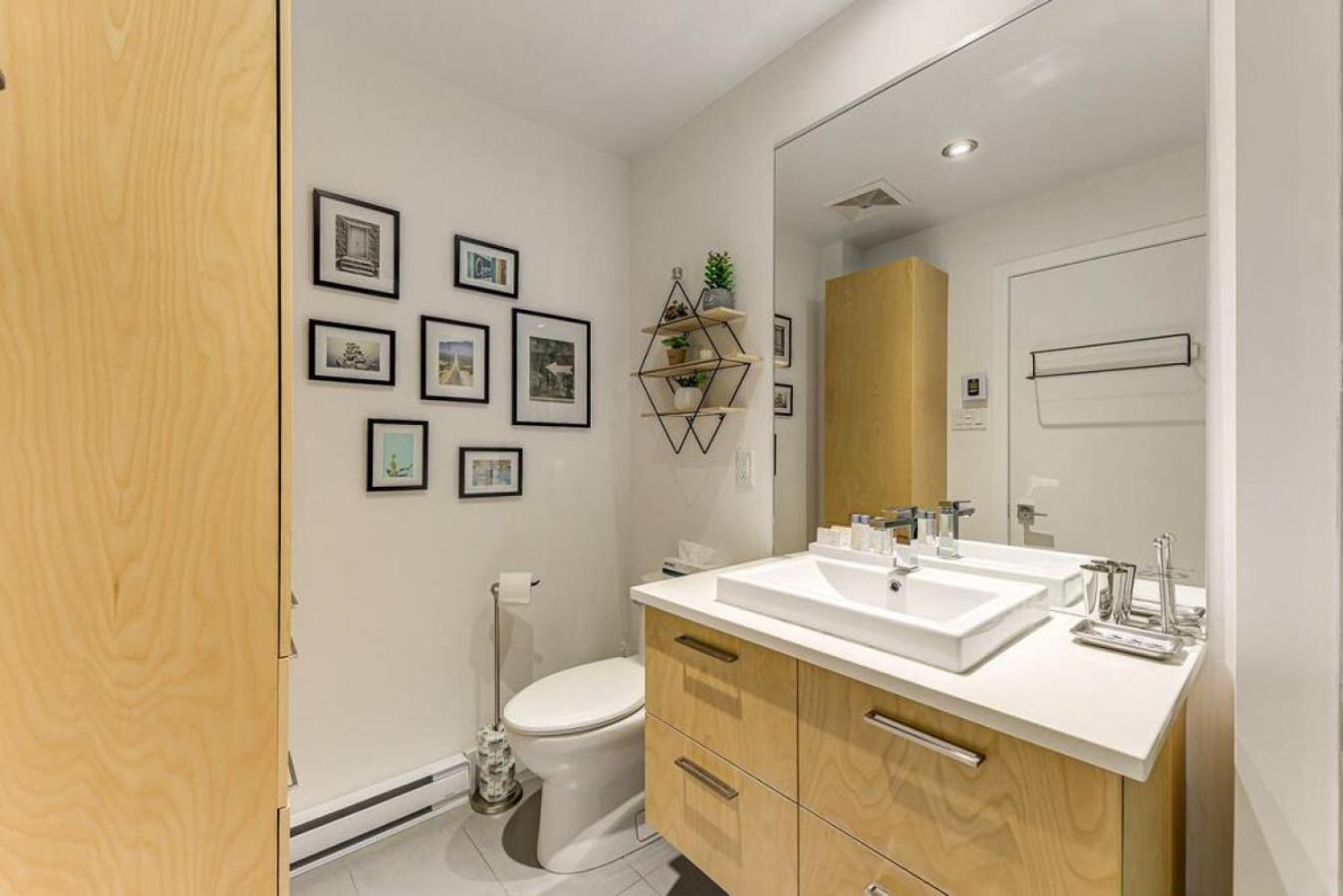 Apartment Les Immeubles Charlevoix 760-205 Quebec City
