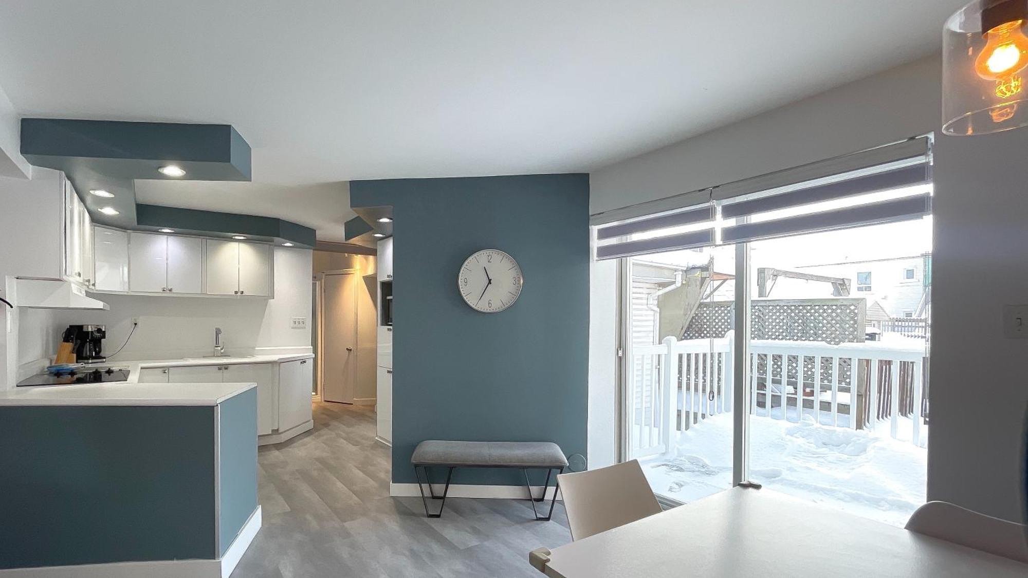 Apartment Grand By Hebergements Dcl Quebec City