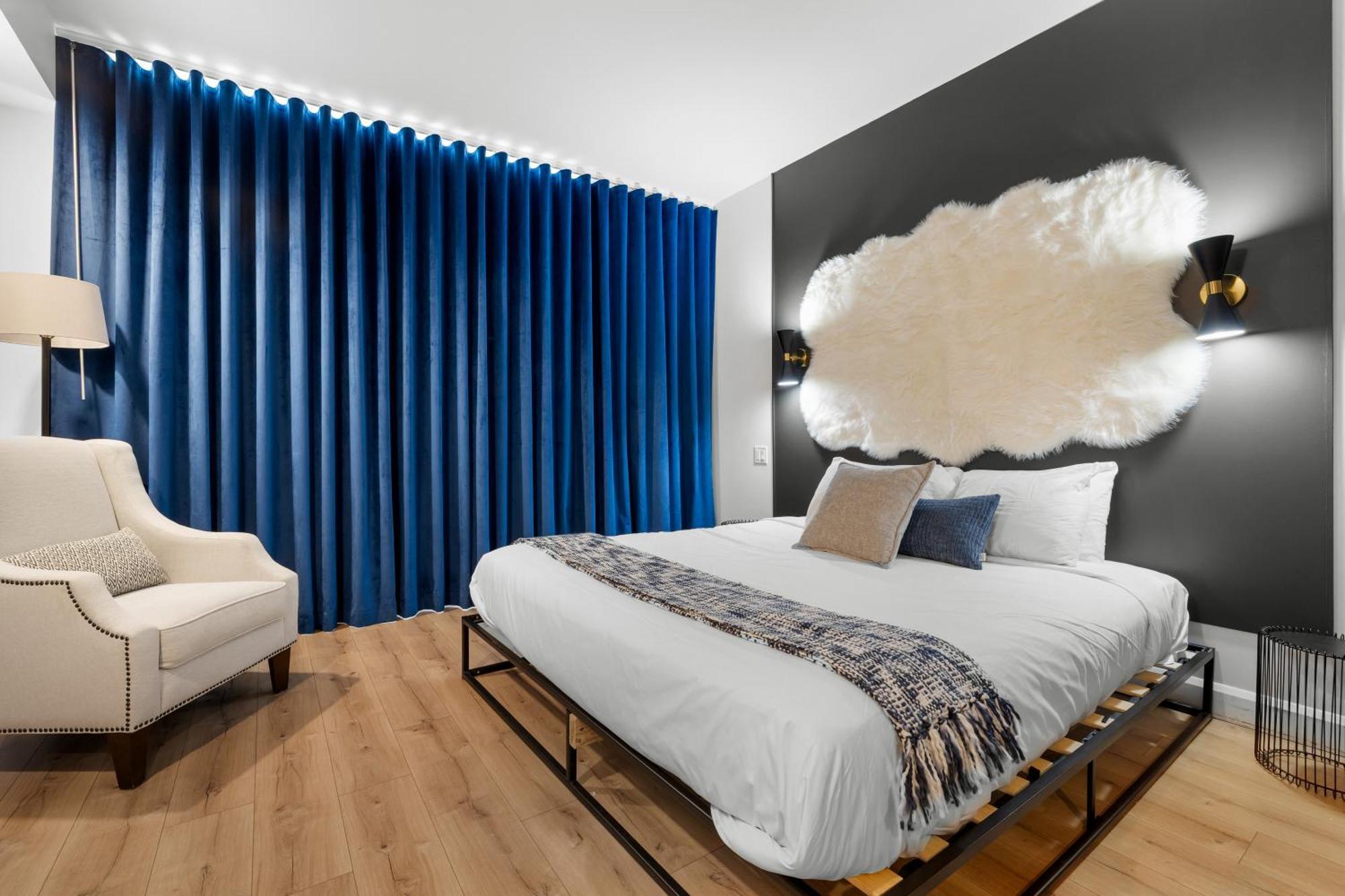 Apartment Touristique ▐ 335 Saint Joseph E▐ *