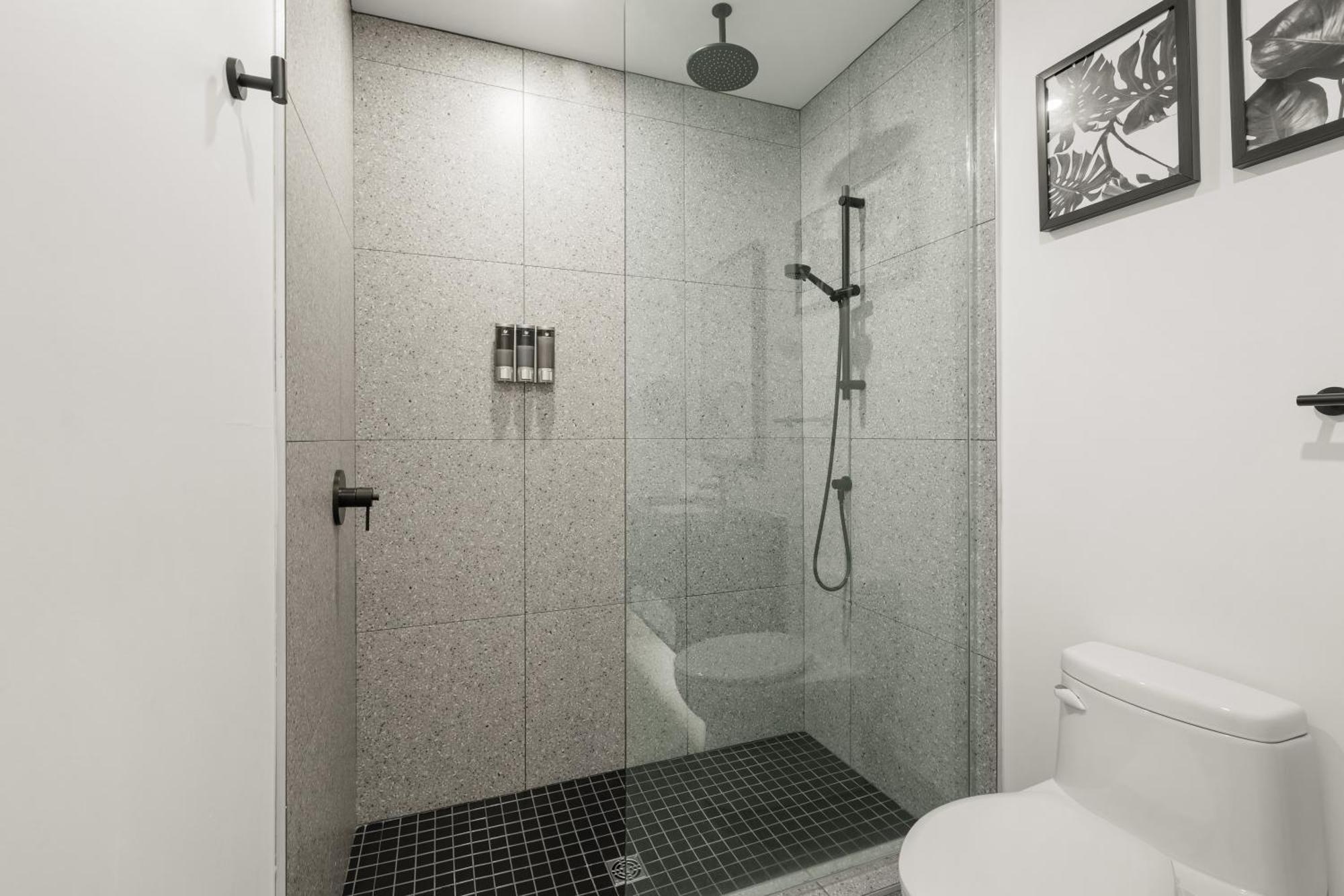 Touristique ▐ 335 Saint Joseph E▐ Apartment *