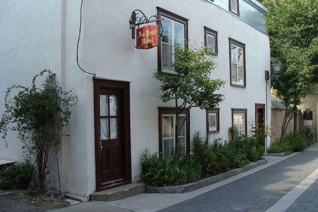 Hotel Au Petit Quebec City