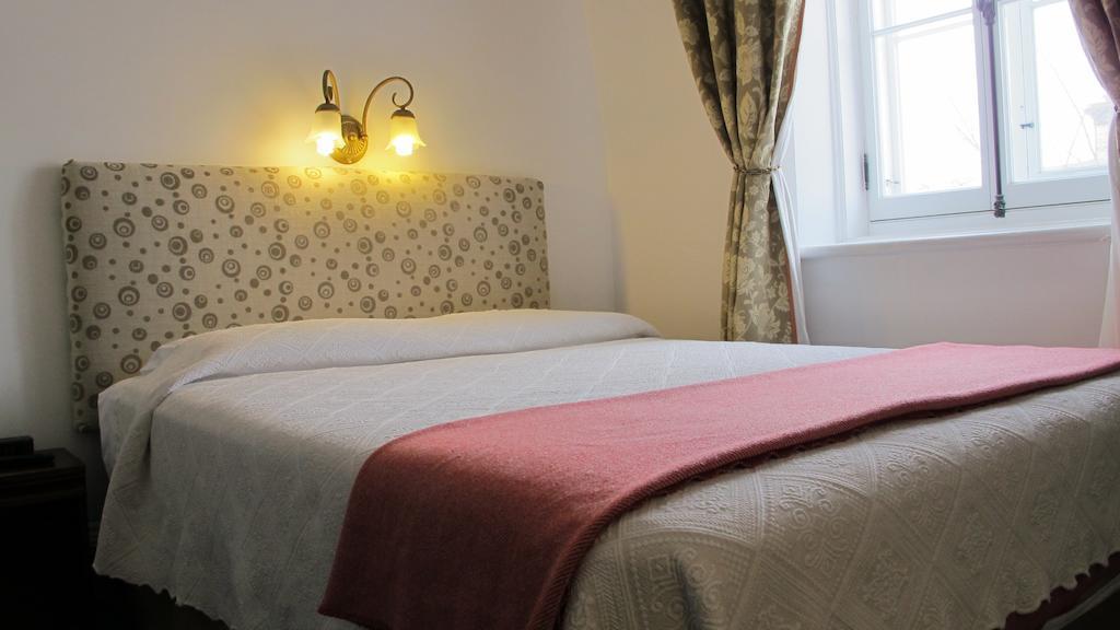 Hotel Au Petit 2*
