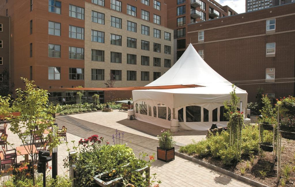 Chateau Laurier Hotel 4*