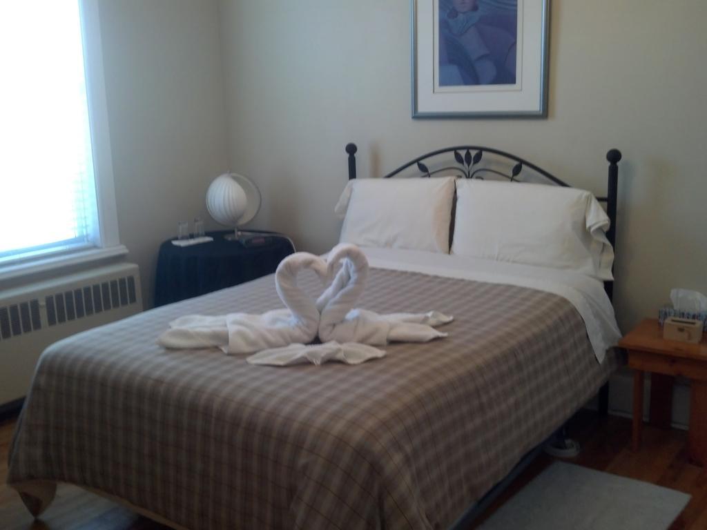 Couette & Cafe 2* Quebec City