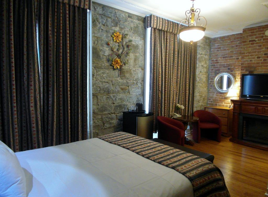 Hotel Manoir De L'esplanade 3*