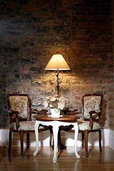 Hotel Manoir Sur Le Cap Quebec City