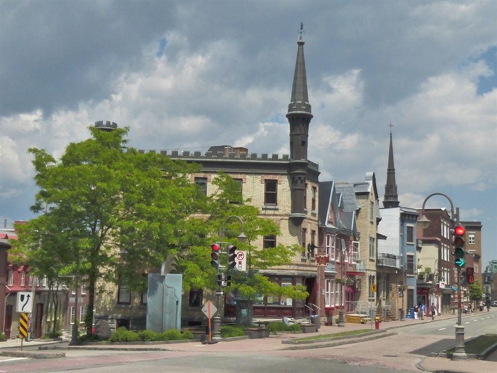 Hotel Chateau Des Tourelles Quebec City
