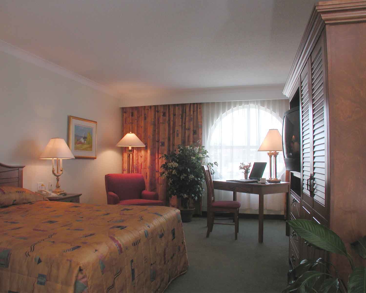 Lindbergh Hotel 3*