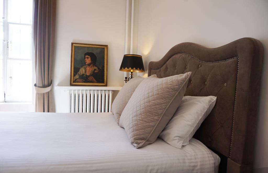 Hotel Marie-rollet 3*