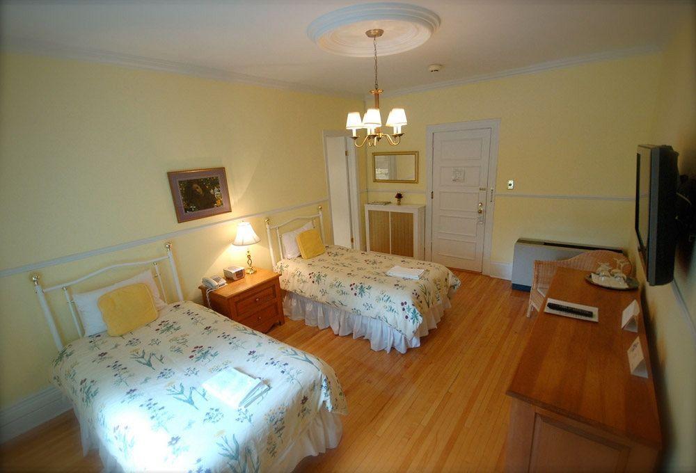 Relais Charles-alexandre Hotel 3*
