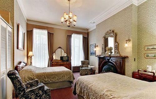 Hotel Marie-rollet 3*