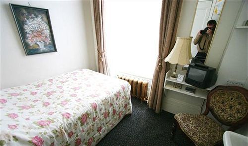 Marie-rollet Hotel