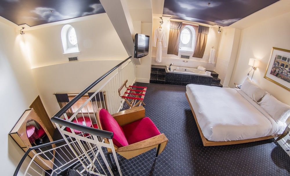 Hotel Le Capitole Quebec City