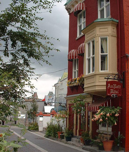 Au Petit Hotel