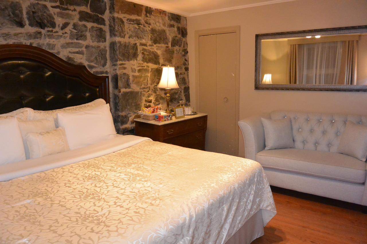 Manoir Sainte Genevieve Hotel 2*