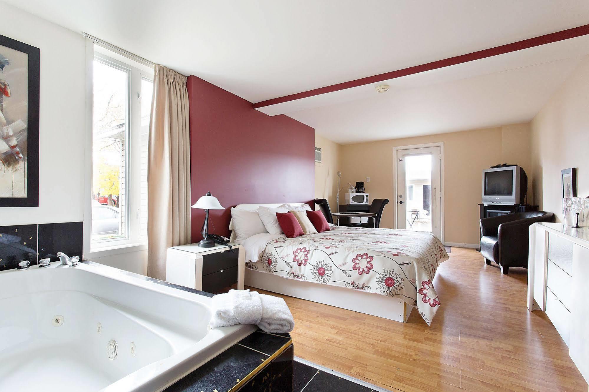 Homeric Motel 2*