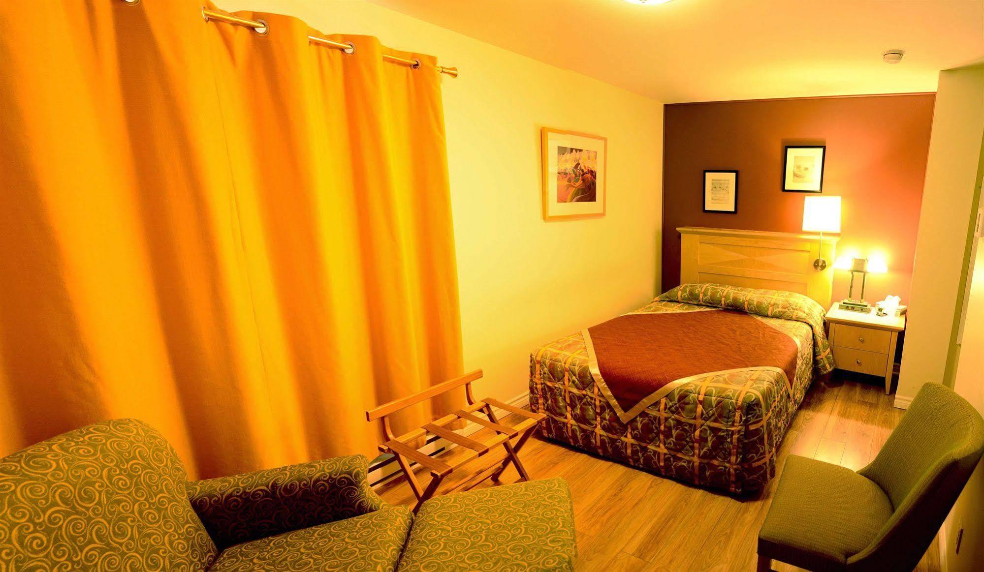 Maison Roy Inn 2*
