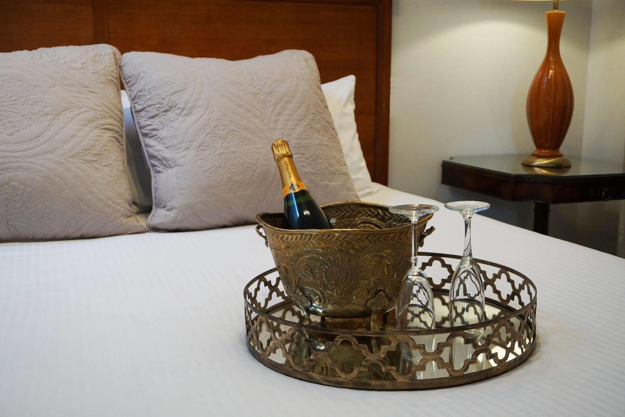 Hotel Marie-rollet 3*