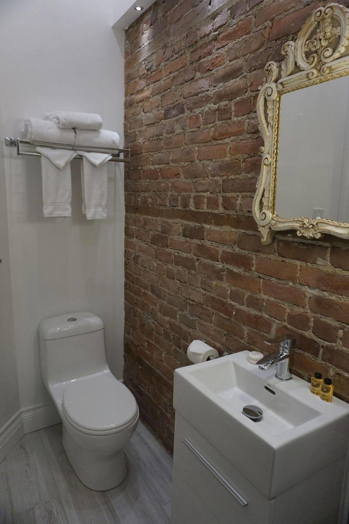 Hotel Marie-rollet 3*