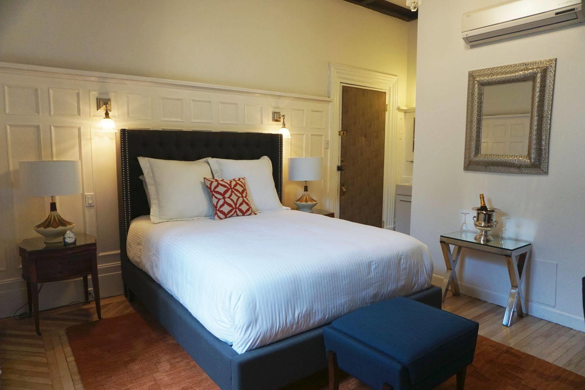 Marie-rollet 3* Quebec City