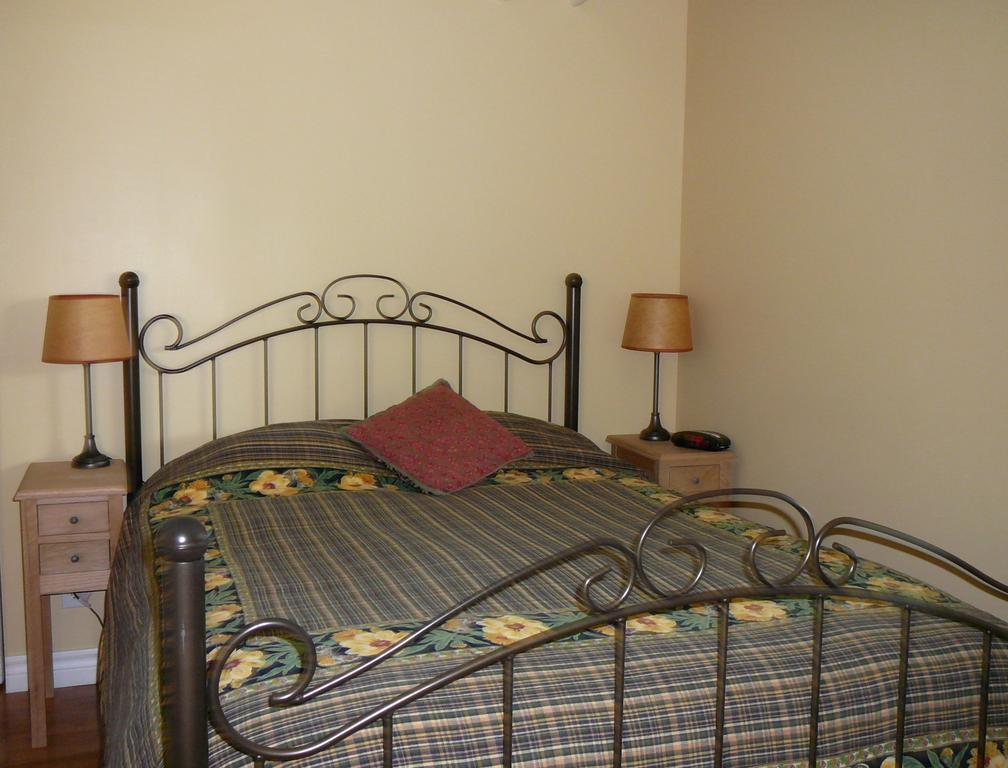 La Bedondaine Bed & Breakfast
