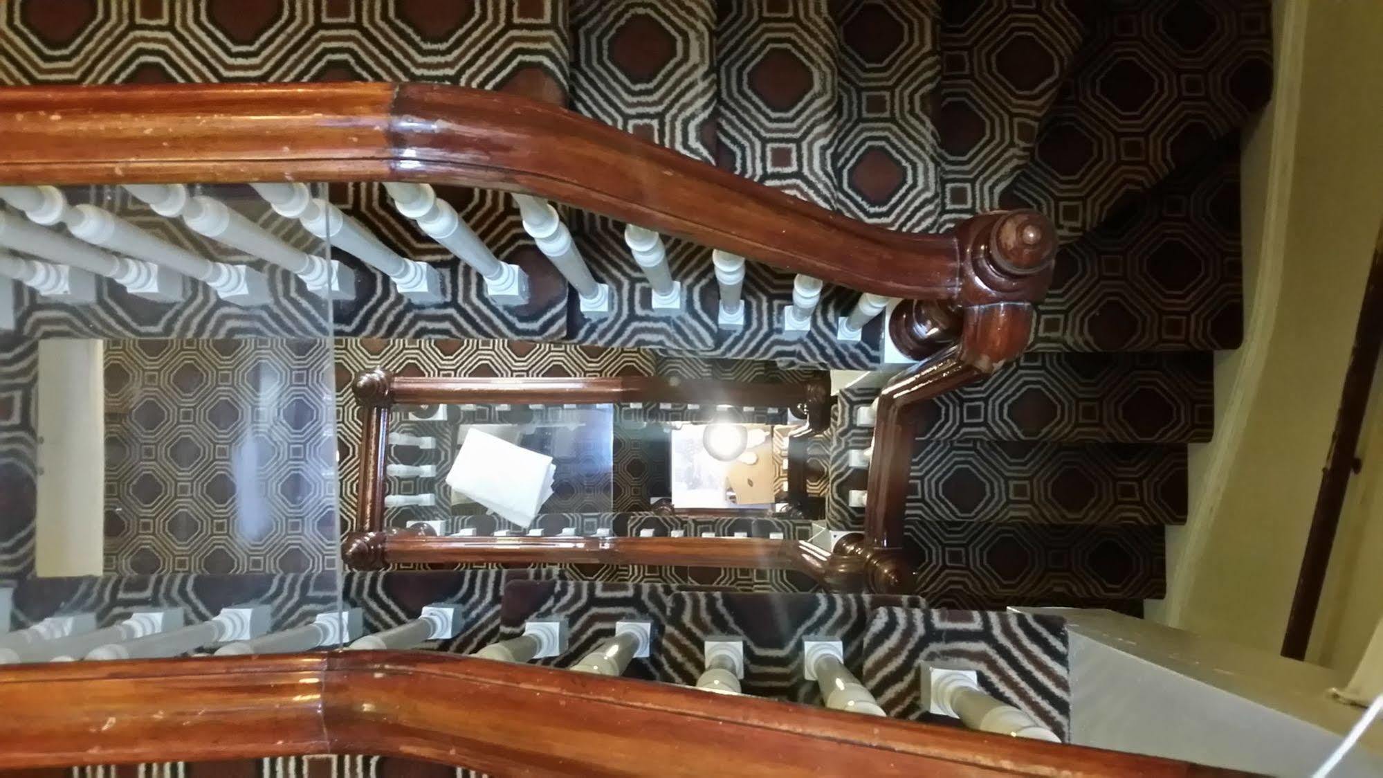 Hotel Au Petit 2*