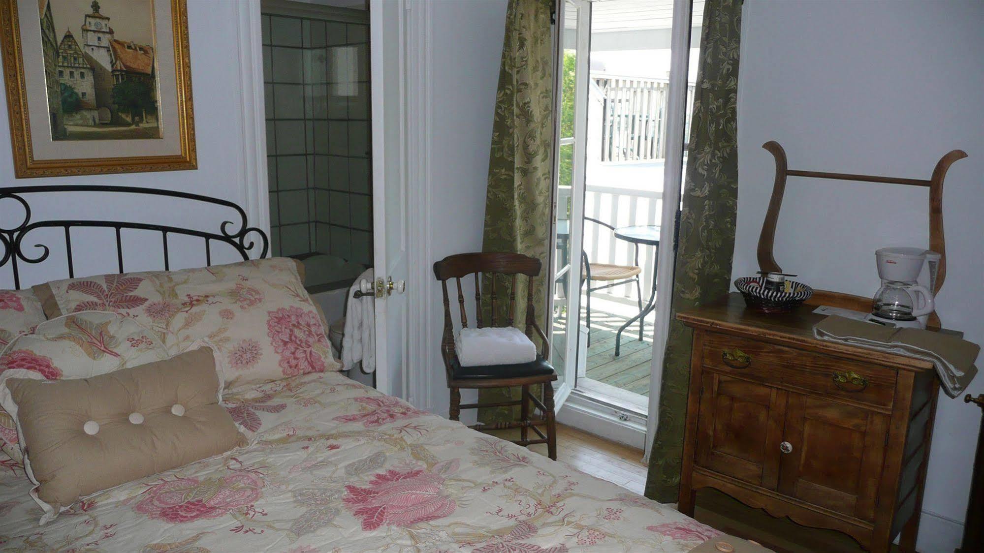 Hotel Manoir Sur Le Cap 3*