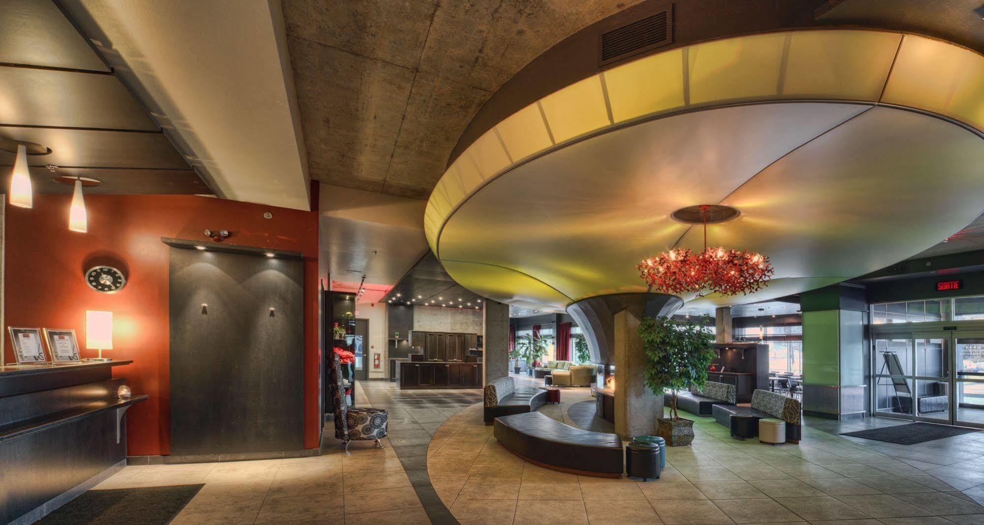 Hotel Grand Times Quebec City