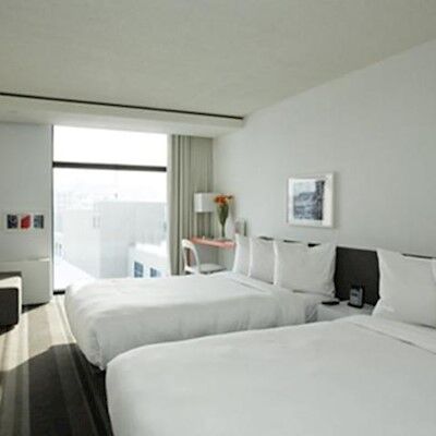 Pur, Quebec, A Tribute Portfolio 4* Quebec City