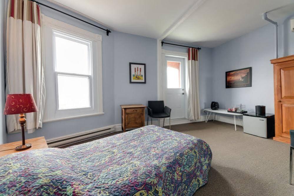 Chateau Des Tourelles 3* Quebec City