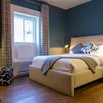 Chateau Fleur De Lys - L\'Hotel