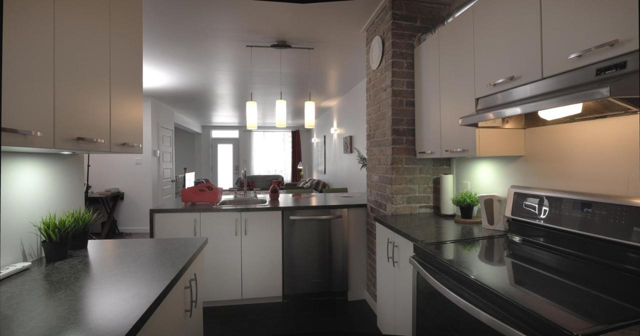 Au Coeur De Limoilou 32 Jours Et Plus Apartment *