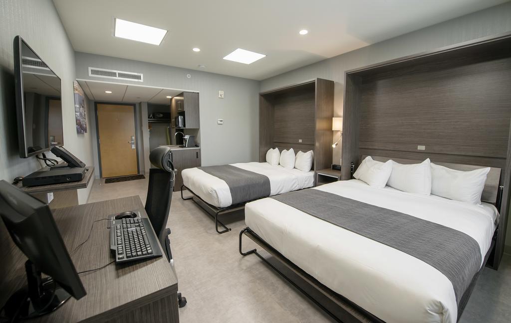& Le Dauphin Hotel