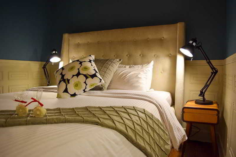 Chateau Fleur De Lys - L'hotel Hotel